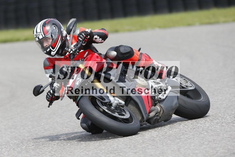/25 10.06.2025 MaxRacing ADR/Gruppe gruen/11